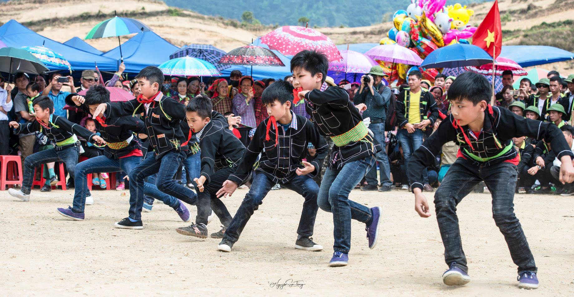 Múa sư tử mèo Hải Yến