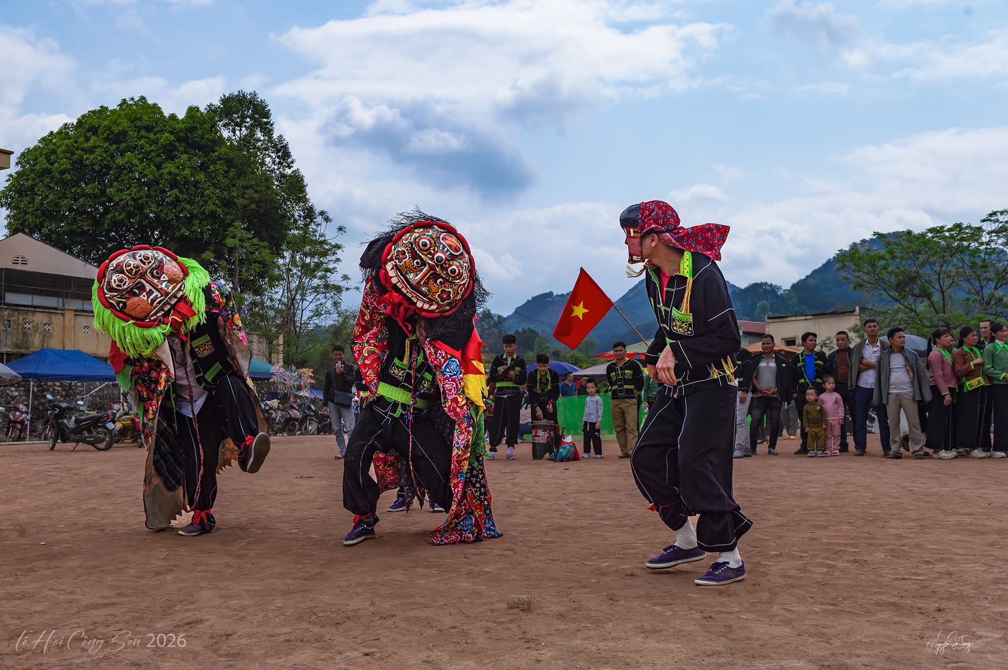 Múa sư tử mèo 2026